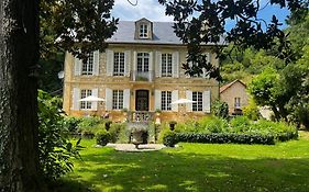 Le Bouquet Bleu Bed And Breakfast
