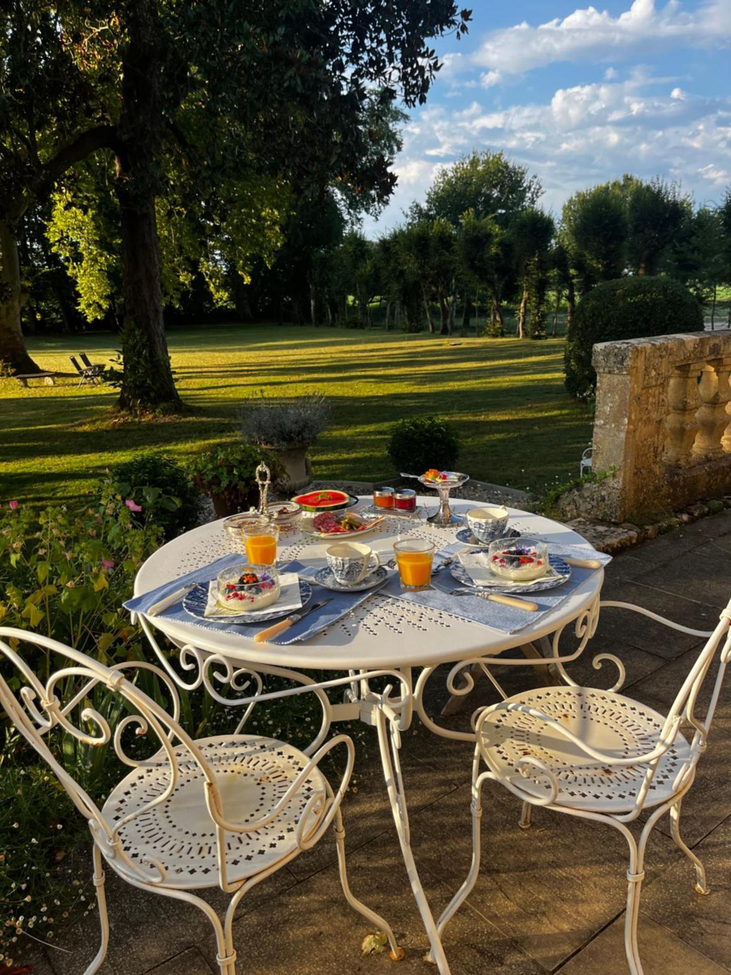 Le Bouquet Bleu Bed And Breakfast Siorac-en-Périgord Extérieur photo